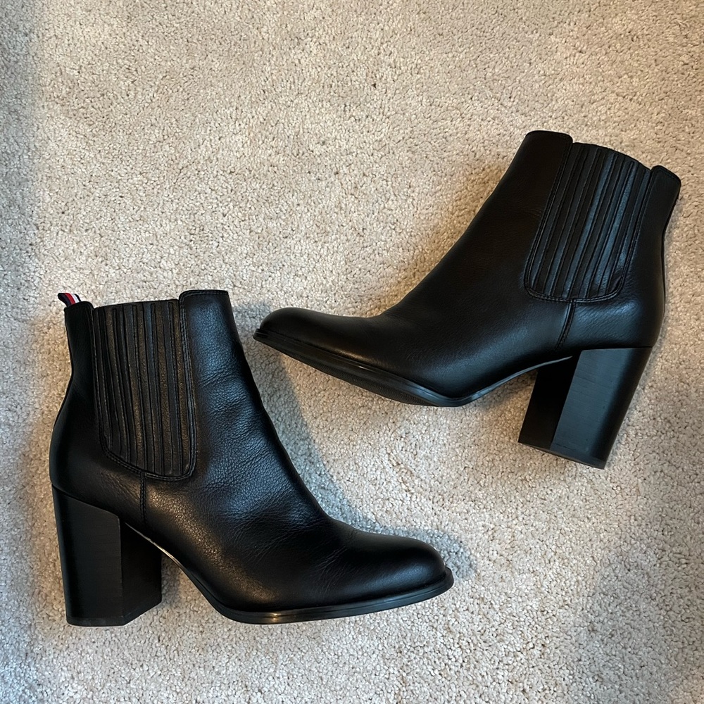 Black Leather Tommy Hilfiger Boots - 8.5